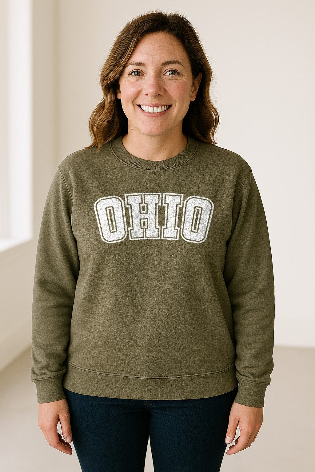 Ohio Sweatshirt, Retro Varsity Arched State Pride Crewneck for Residents and Travelers