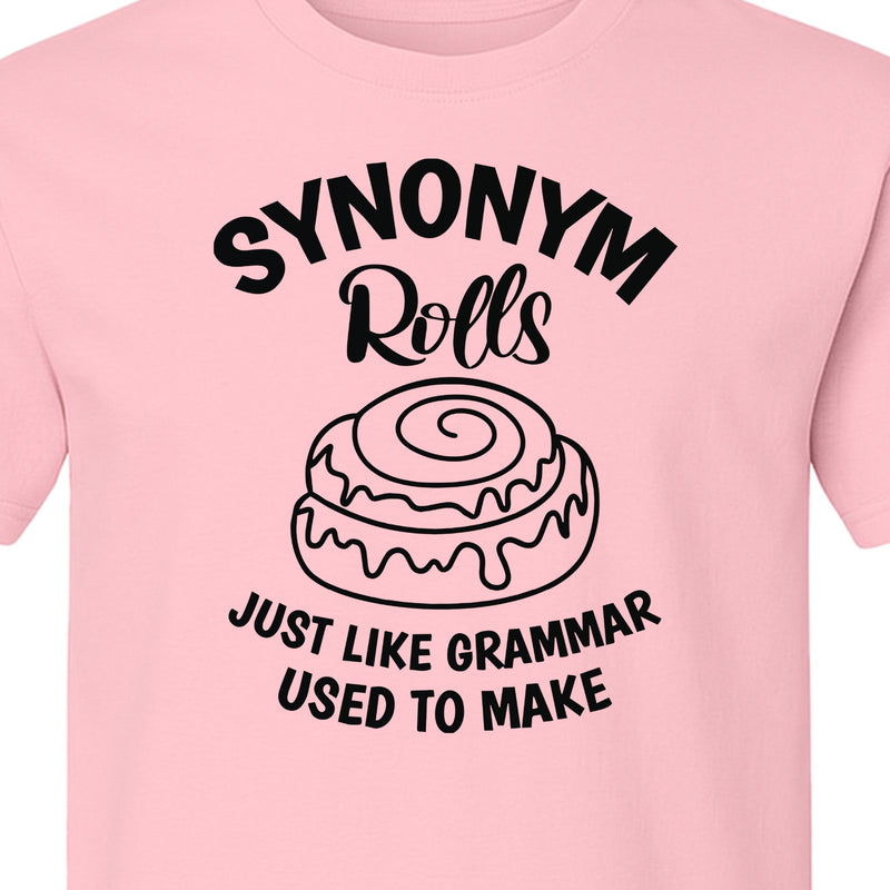 Synonym Rolls T-Shirt, Funny Grammar Pun Cinnamon Roll Design for English Teachers and Book Lovers