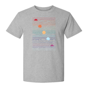 Sunset Mountain T-Shirt, Retro Line Art Sun Graphic for Summer Vacation and Outdoor Trips
