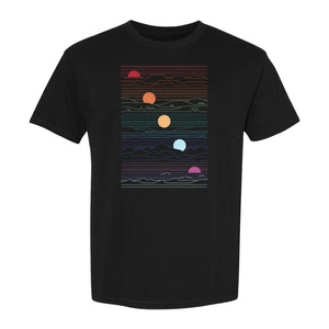 Sunset Mountain T-Shirt, Retro Line Art Sun Graphic for Summer Vacation and Outdoor Trips