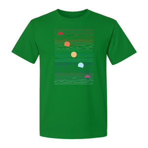 Sunset Mountain T-Shirt, Retro Line Art Sun Graphic for Summer Vacation and Outdoor Trips