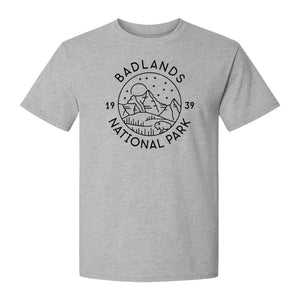 Badlands National Park T-Shirt, 1939 Mountain and Bison Graphic for Hiking Family Trips