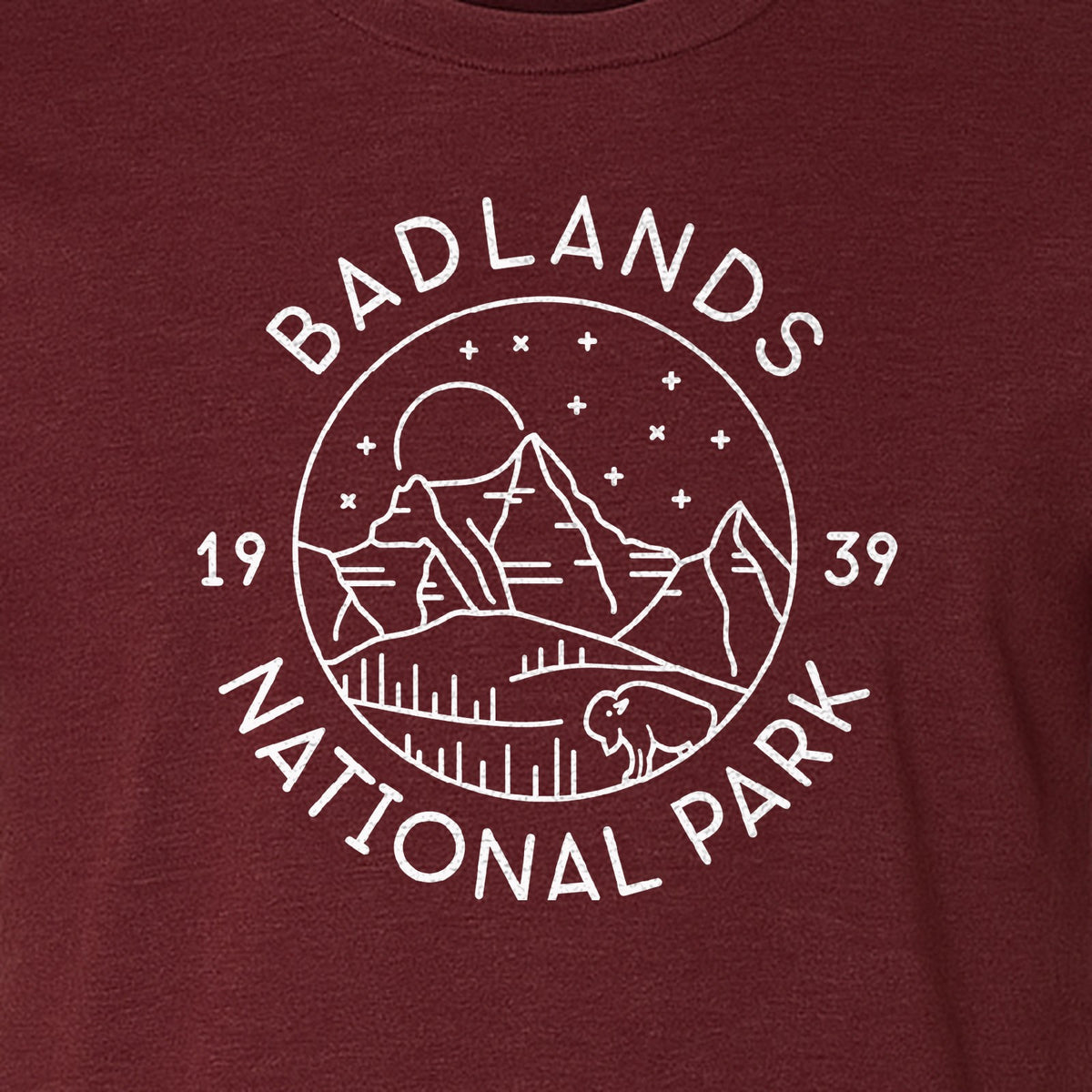 Badlands National Park T-Shirt, 1939 Mountain and Bison Graphic for Hiking Family Trips