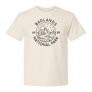 Badlands National Park T-Shirt, 1939 Mountain and Bison Graphic for Hiking Family Trips