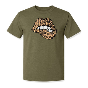 Leopard Lips T-Shirt, Biting Lip Animal Print Graphic Tee for Trendy Fashion Lovers
