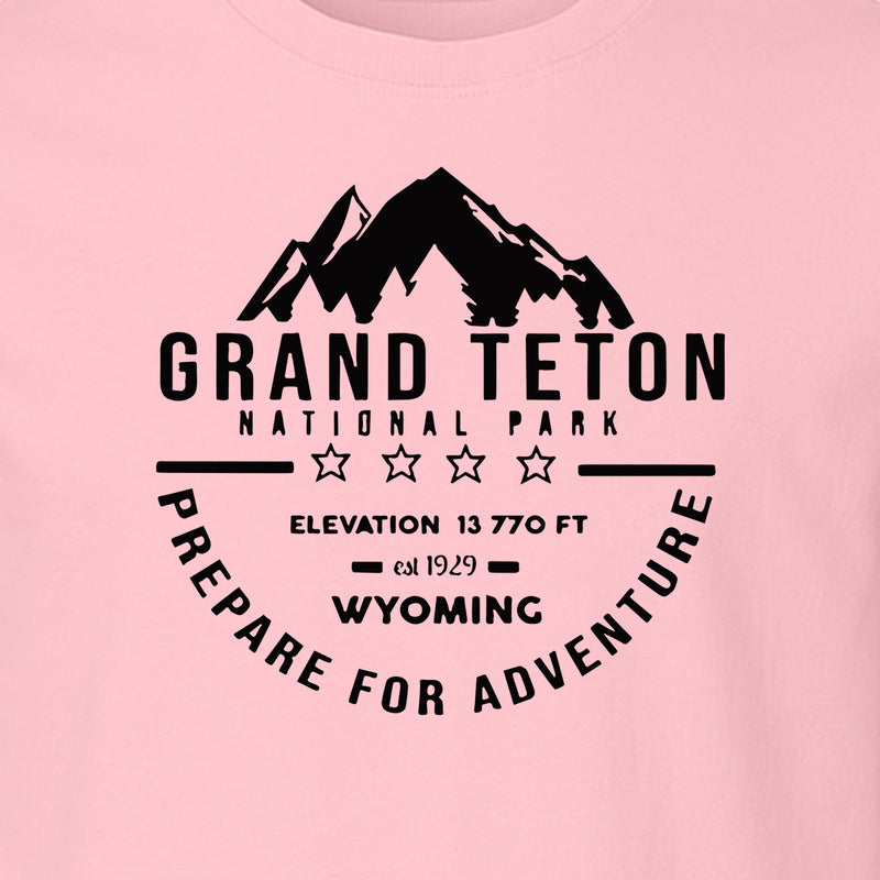 Grand Teton National Park T-Shirt, Wyoming Mountain Hiking Adventure Graphic for Campers and Travelers