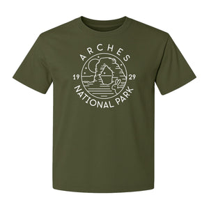 Arches National Park T-Shirt, Desert Landscape Hiking Graphic for Utah Travel and Camping
