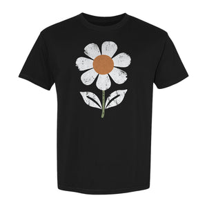 Flower T-Shirt, Distressed White Daisy Botanical Graphic Tee for Plant Lovers and Garden Gifts