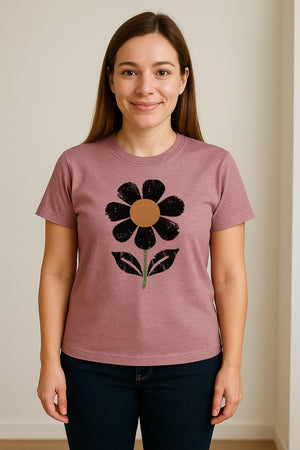 Flower T-Shirt, Distressed White Daisy Botanical Graphic Tee for Plant Lovers and Garden Gifts