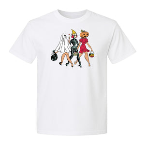 Halloween T-Shirt, Retro Ghost Skeleton and Pumpkin Costume Graphic for Spooky Season Parties