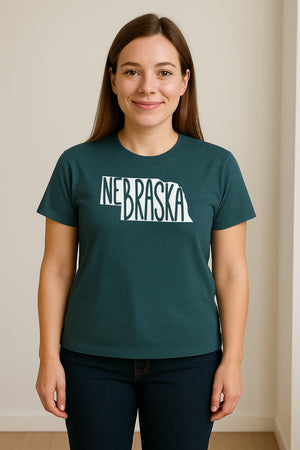 Nebraska State Map T-Shirt, Hand-Drawn Lettering Travel Souvenir for Residents and Visitors