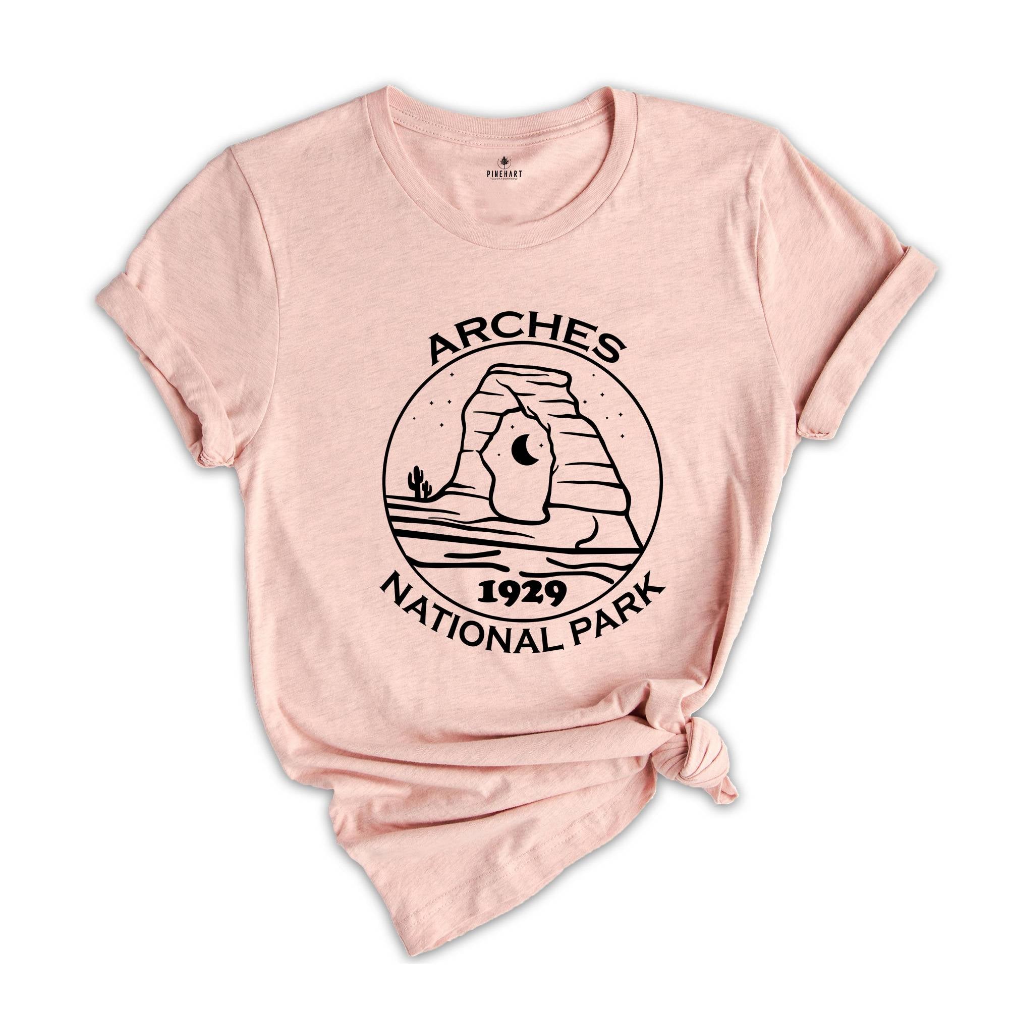 Arches National Park Shirt, Arches Shirt, Arches Park Print, Arches T-Shirt, Arches Park Family Trip Shirt, Arches Park Hiking Shirt