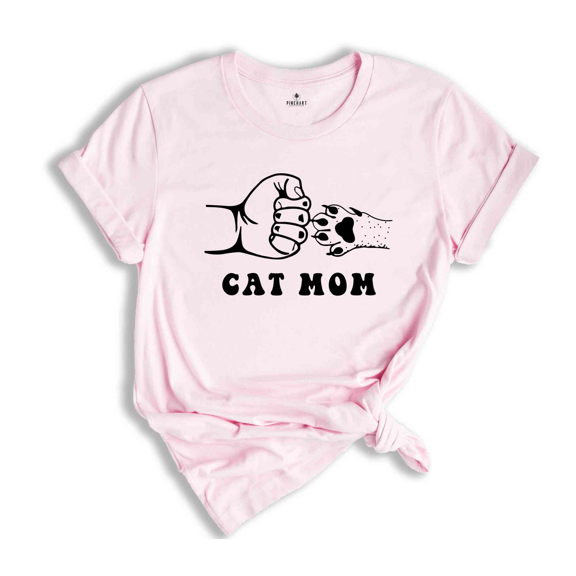 Cat Mom Shirt, Cat Mom Gift, Cat Lover Shirt, Cat Shirt, Cat Shirt, Cat Mom, Shirt for cat lovers, Mama Shirt