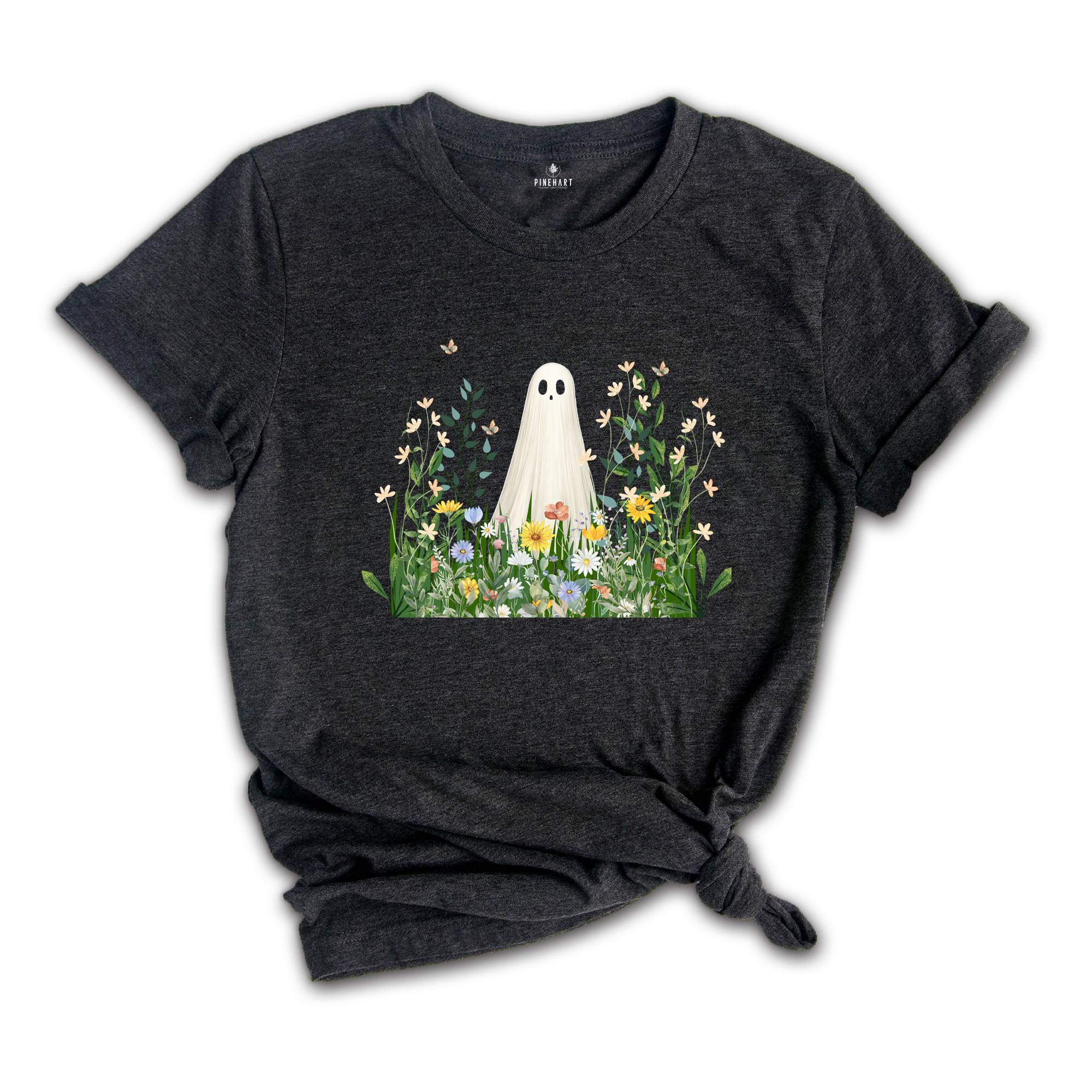 Cute Ghost in Wildflowers Shirt, Spooky Fall Aesthetic Halloween Floral Tee, Retro October T-Shirt, Cozy Ghostcore Gift