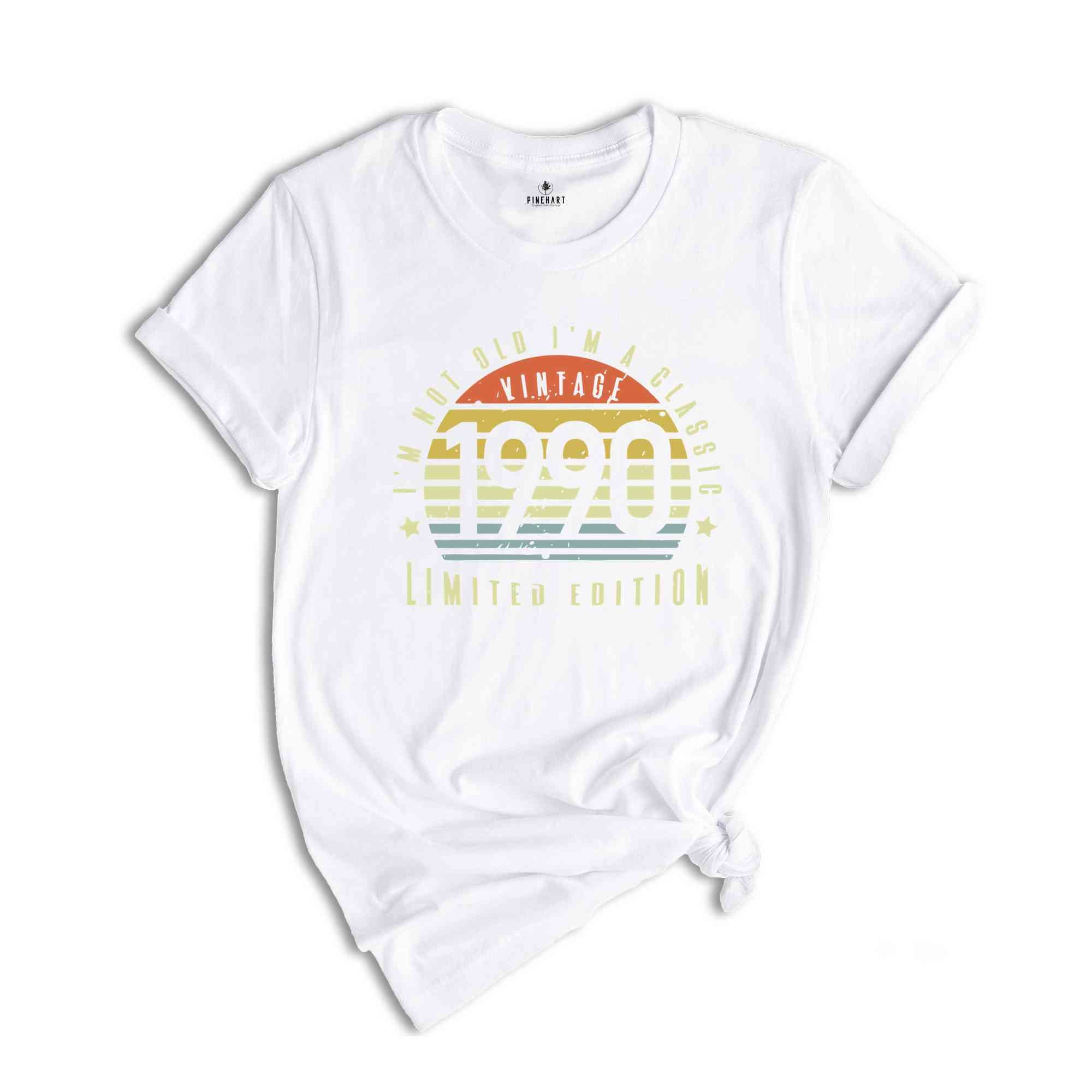 I'm Not Old I'm A Classic T-Shirt, Vintage 1990 Birthday Shirt, Vintage 1990 Shirt, 35th Birthday Shirt, 35th Birthday Gifts, Vintage Birthd