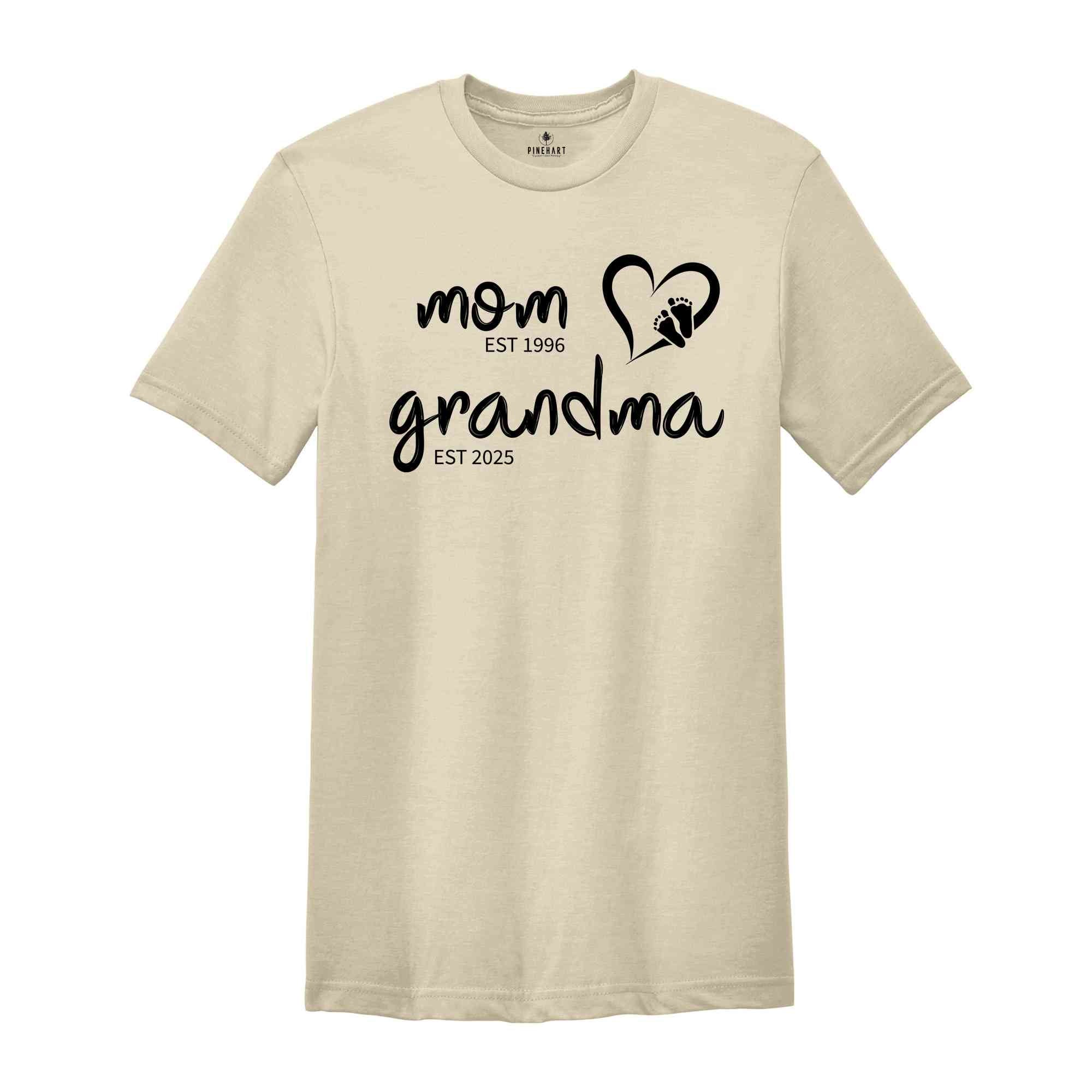 Mom Est Grandma Est Shirt, Grandma Shirt, Mom Grandma Shirt, Pregnancy Announcement Gift, New Grandma Shirt, Pregnancy Reveal