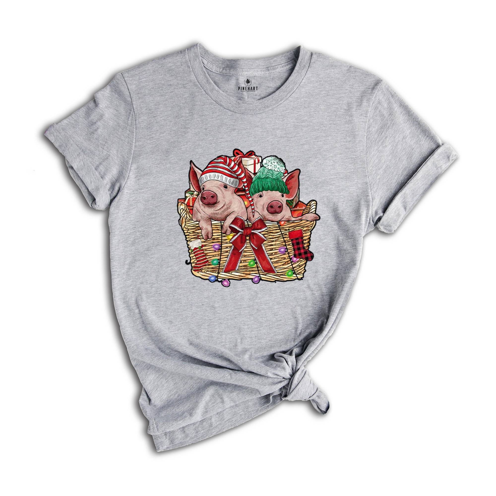 Pigs Christmas Shirt, Pig Lover Shirt, Pig Holiday Shirt, Christmas Animal Tee, Cute Christmas T-Shirt, Santa Pig Shirt