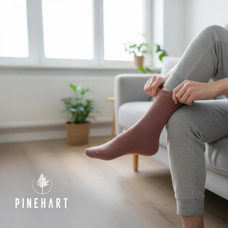 Women's 5-Pack Cotton Crew Socks: Soft & Breathable Everyday Bundle