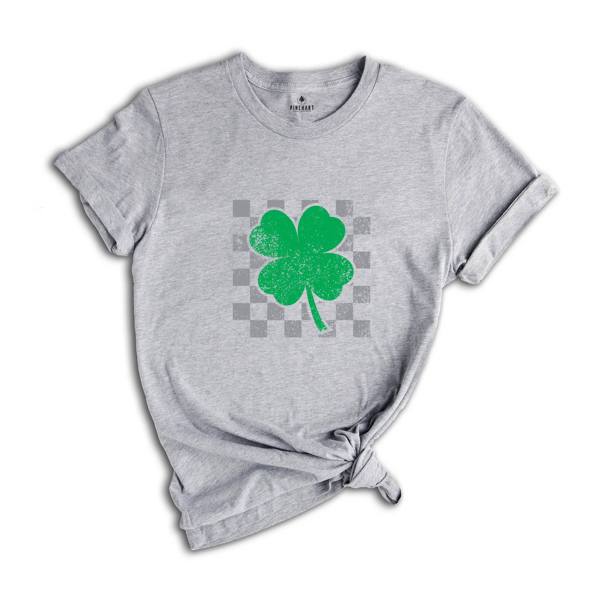 St Patrick's Shirt, Shamrock T Shirt, Retro Lucky Shirt, St Patricks Day Shirt, Retro Clover Shirt, Shamrock Day T-shirt, St Patrick's Gift