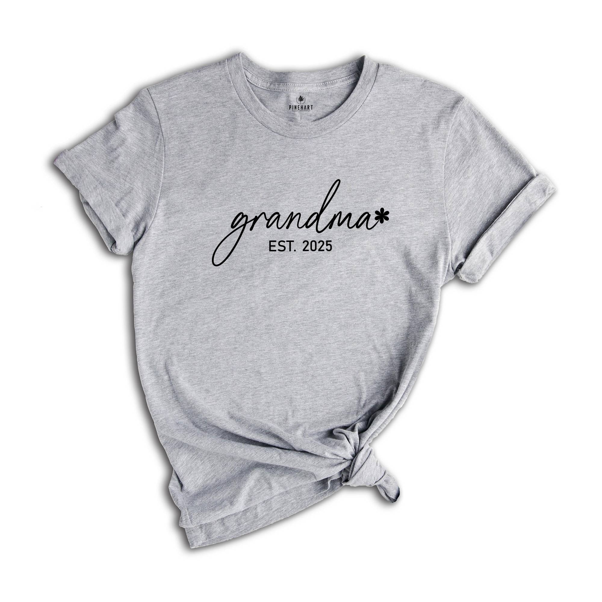 Custom Grandma Shirts, Grandma 2025 Shirts, Cool Nana Shirts, Shirts From Daughter, Grandmother Shirts, Grandma Shirts