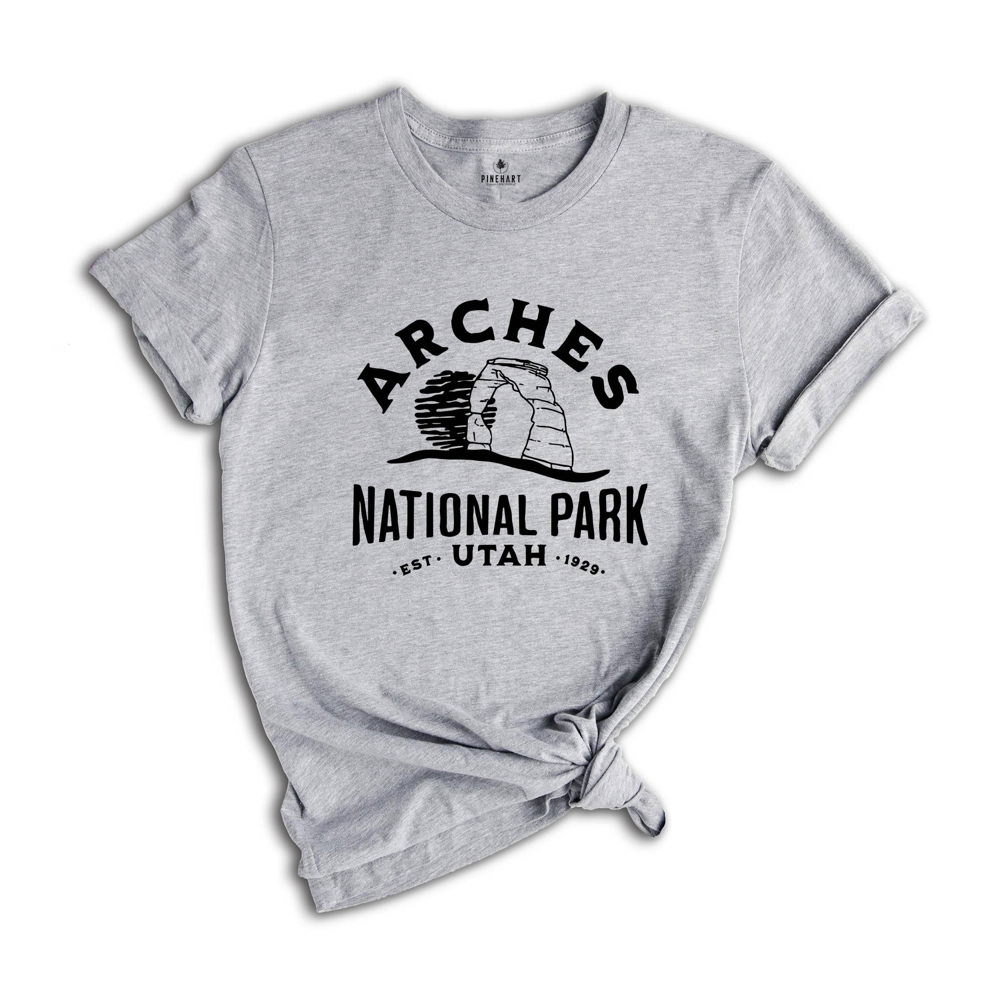 Arches National Park Shirt, Arches Shirt, Arches Park Print, Arches T-Shirt, Arches Park Family Trip Shirt, Arches Park Hiking