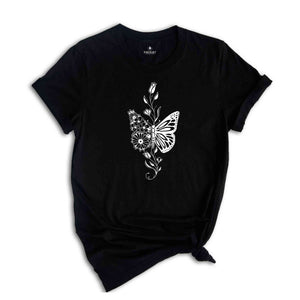 Floral Schmetterling shirt, Nature Tier Liebhaber Tshirt, Selbstliebe Minimalistisches Asthetisches Shirt