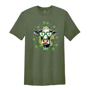 Funny Western St Patricks Day Shirt, Cow Western T-Shirt, St Patrick's Highland Cow T-Shirt, Shamrock Shirt, Funny Lucky Shirt