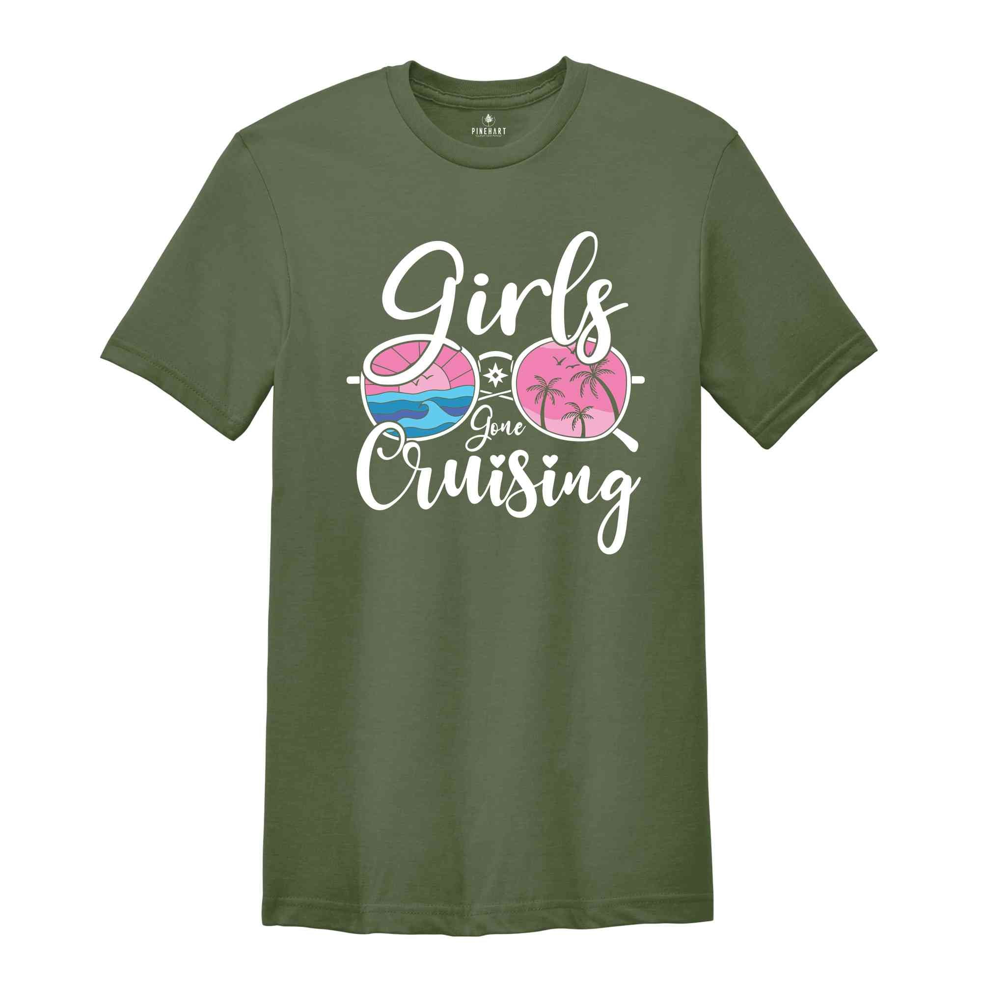 Girls Gone Cruising T-Shirt, Summer Holiday Shirt, Aesthetic Girls Weekend Shirt, Gift For Best Friend