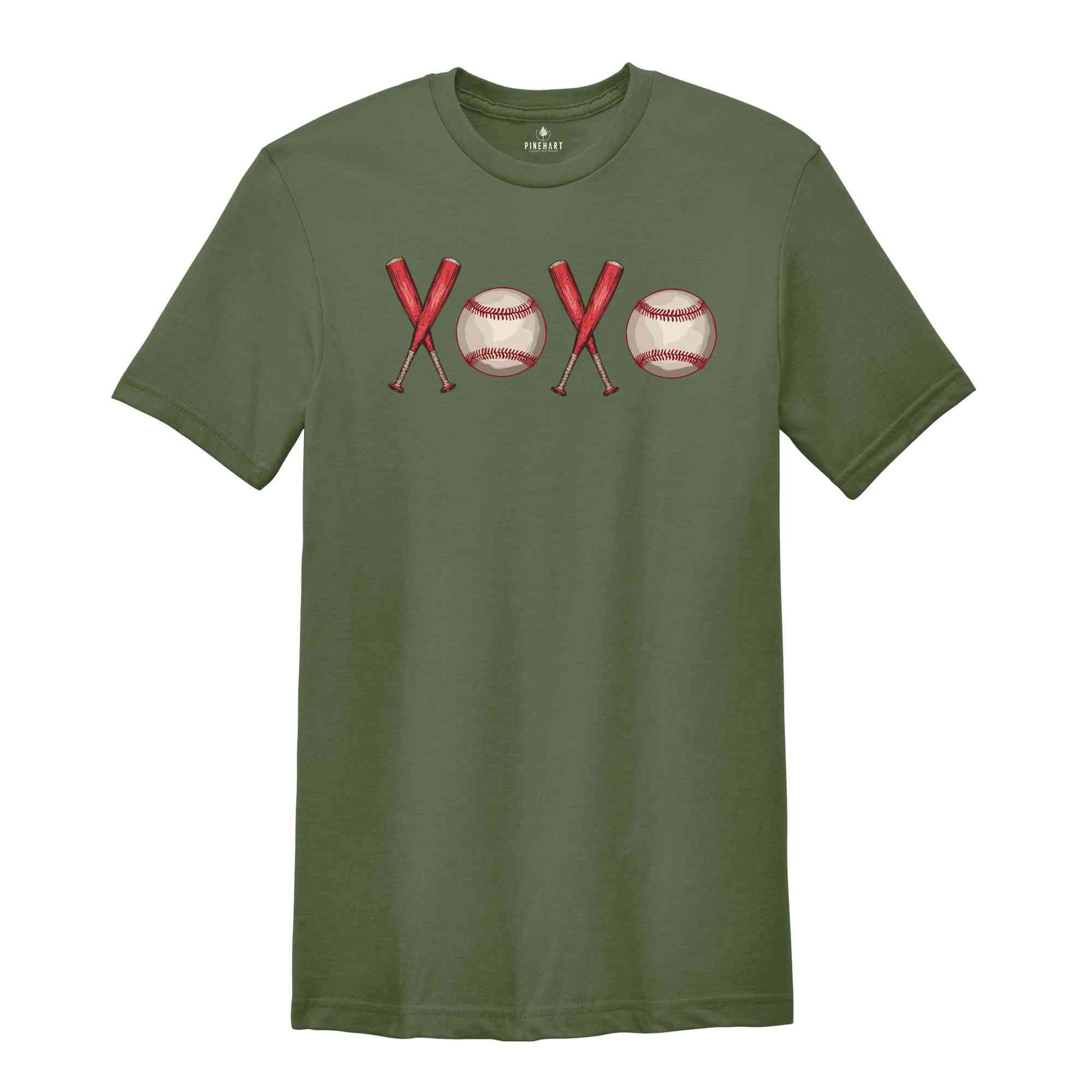 XOXO Baseball Mom Shirt, Cute Baseball Mom, Baseball Team Mom, Baseball Shirt, Gift for Mom, Baseball Mama Shirt