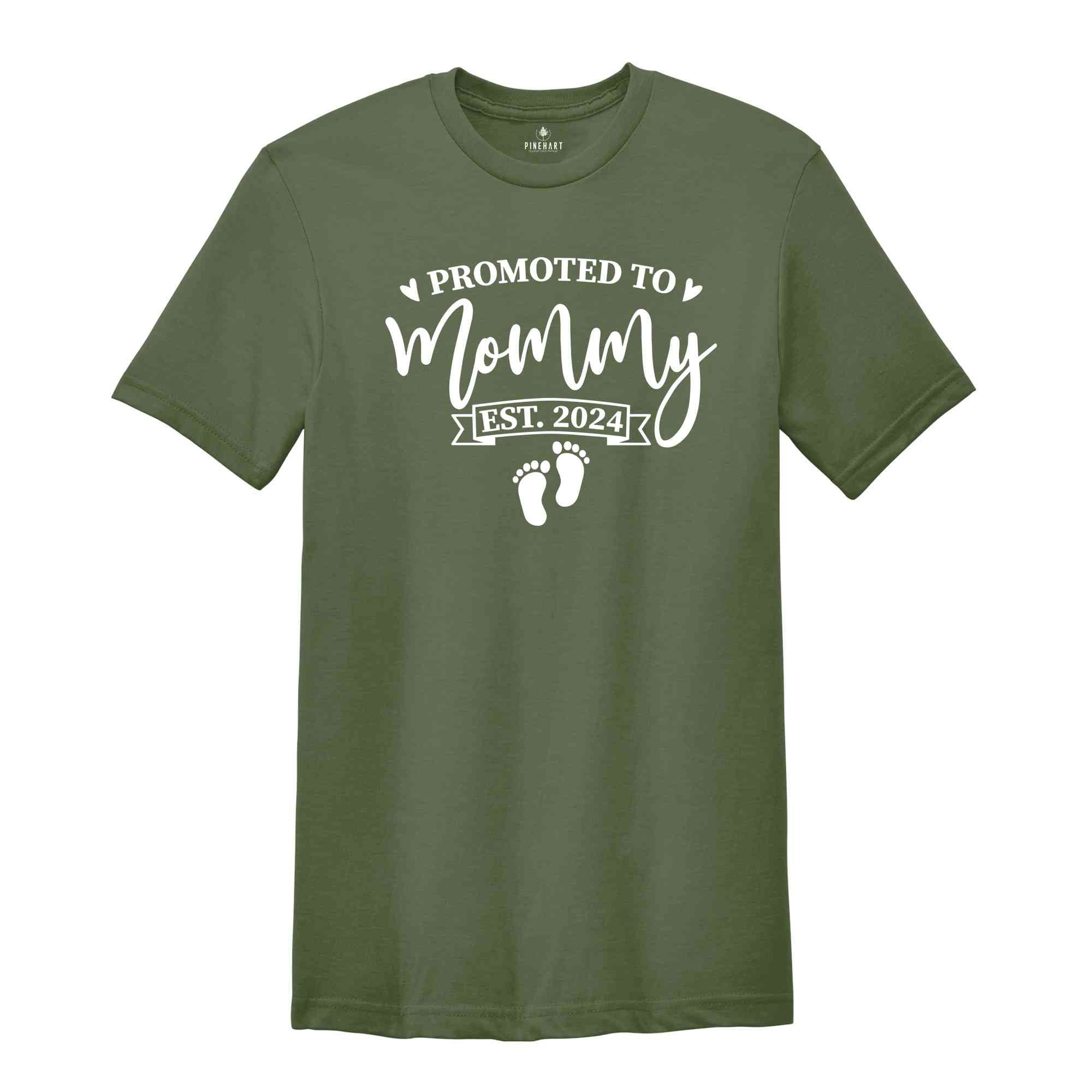 Baby Announcement, Promoted to Mommy and Daddy Est 2024, New Mother Shirt, New Father Shirt, New Parents Shirt, New Mommy Tee