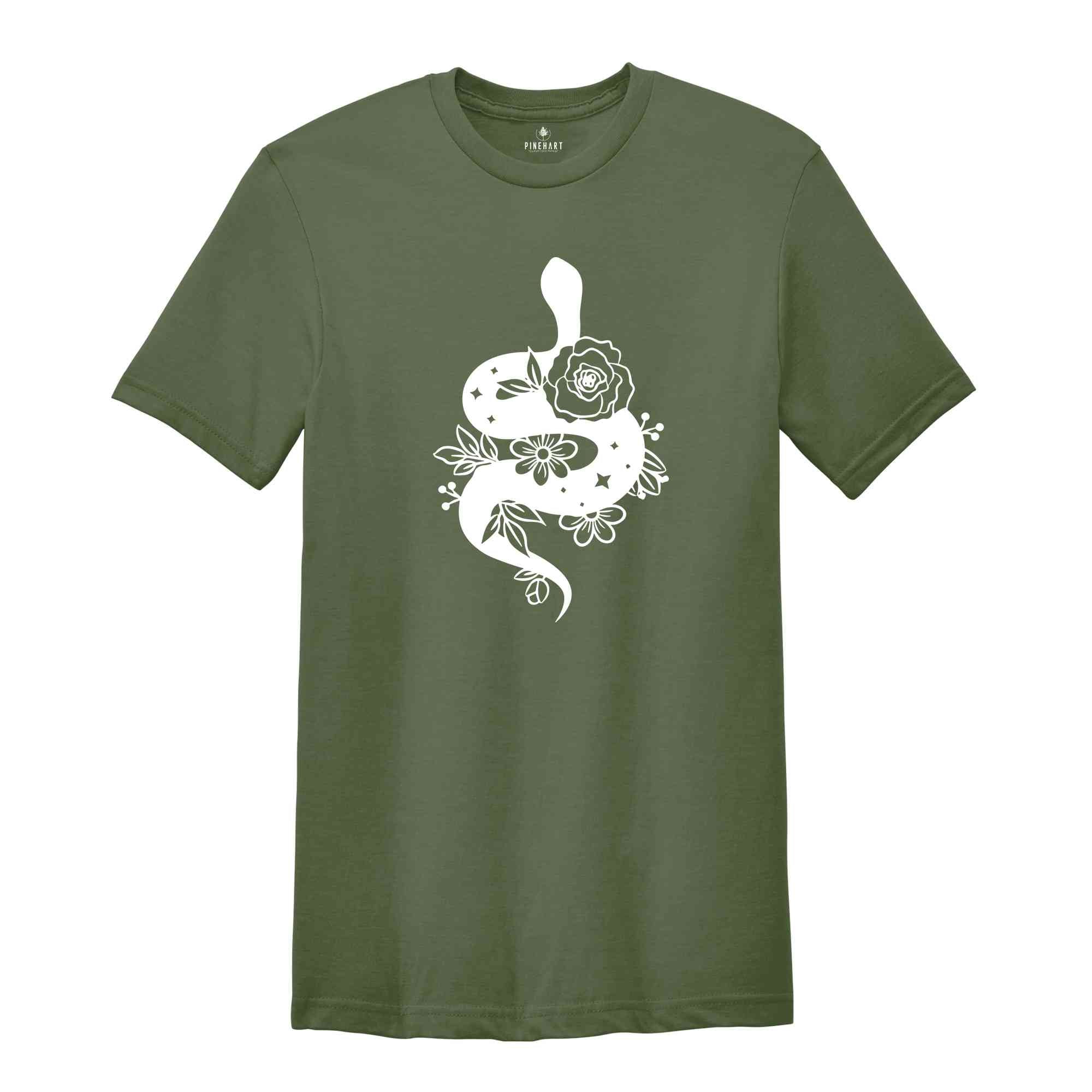 Cool Snake Shirt, Animal T-Shirts, Flower Shirt, Floral Snake Shirt, Aesthetic Reptile T-Shirt, Nature Lover Gifts