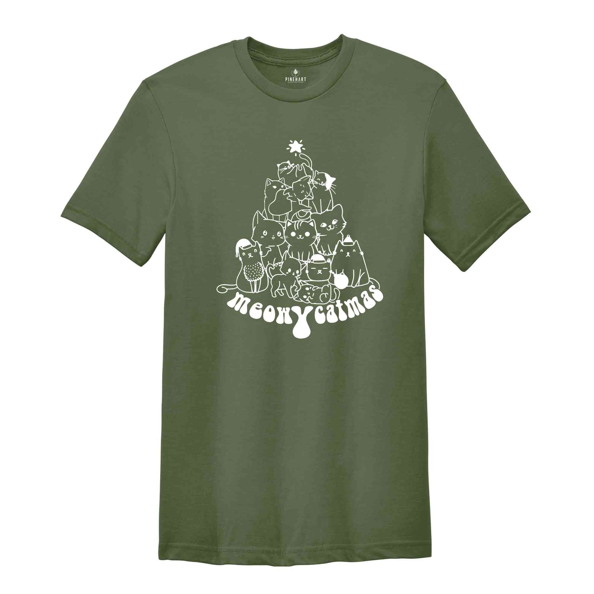 Meowy Christmas Shirt, Cat Christmas Shirt, Cat Lover Xmas T-Shirt, Christmas Cat Mom Tshirt, Catmas Gift