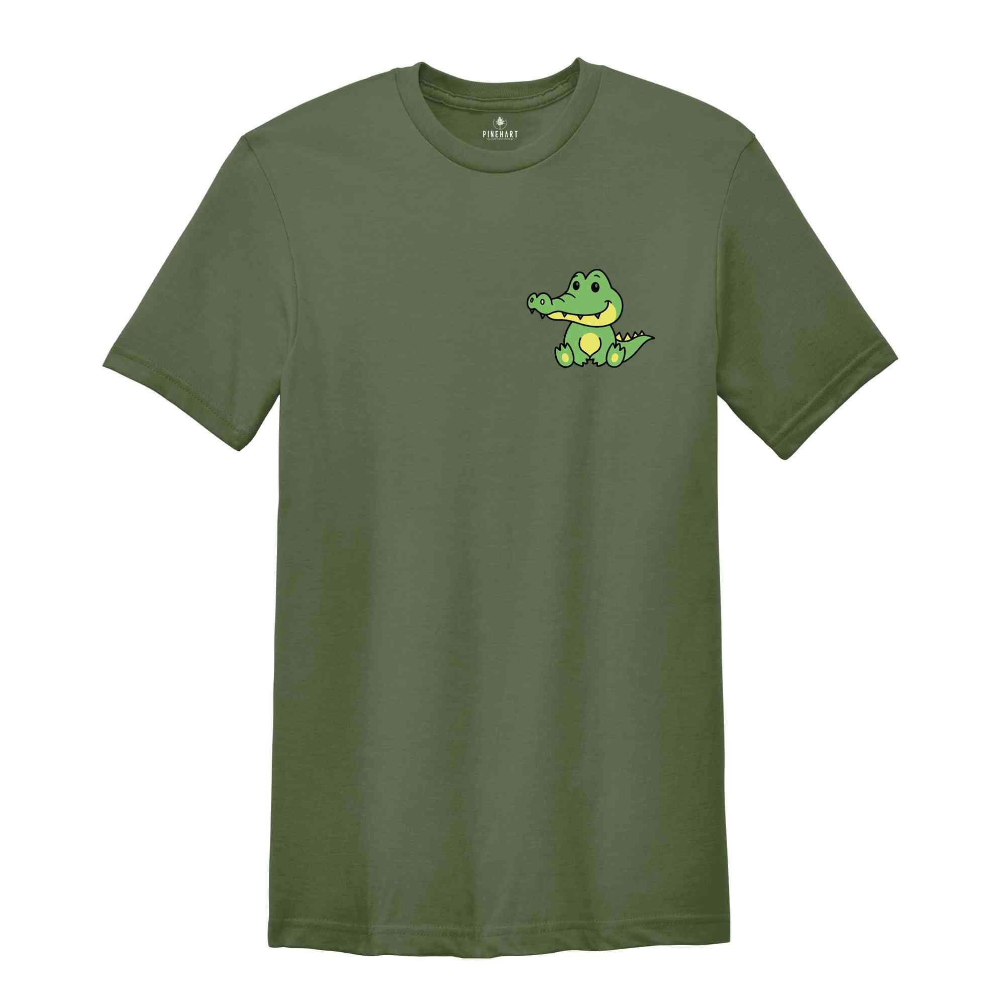 Cute Pocket Crocodile T-Shirt, Lovely Crocodile Shirt, Cute Pocket Animal T-Shirt, Sitting Crocodile Shirt