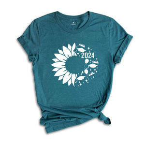 Senior 2024 Sunflower T-Shirt, Graduation 2024 Shirt, Graduation Gift, Class of Shirts 2024, Grad Of 2024 Tee, Last Day of School