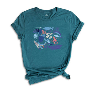 Sea Animal Tshirt, Retro Ocean Nature Shirt, Sea life, Ocean, Whale, Orca, Turtle, Dolphin Shirt, Shark Shirt