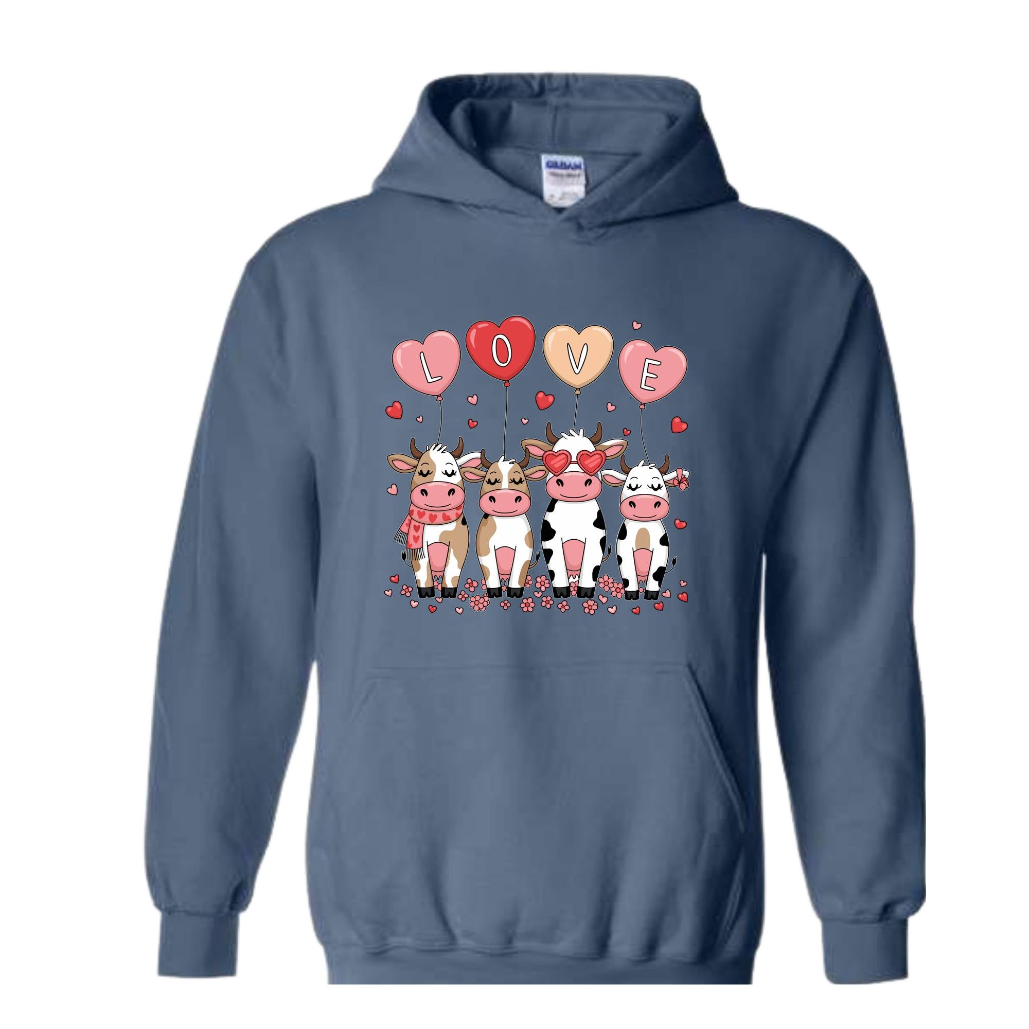 Cow Valentines Sweatshirt, Cow Lover Gift, Valentines Day Hoodie, Cow Hoodie, Valentines Day Hoodie, XOXO Hoodie, Love Sweatshirt