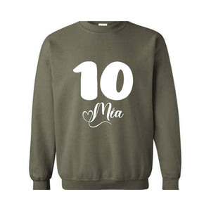 Custom I'm The Birthday Girl It's Me Birthday Sweatshirt,  Swift Birthday Girl Sweatshirt, Personalized Gift