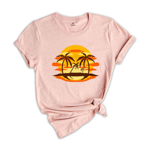 Retro Sunset Rays Wavy Shirt, Sun Shirt, Retro Sunshine Shirt, Sun Rays Tee, Beachy Vibes Tee, Retro Summer Time , Sunset Tshirt