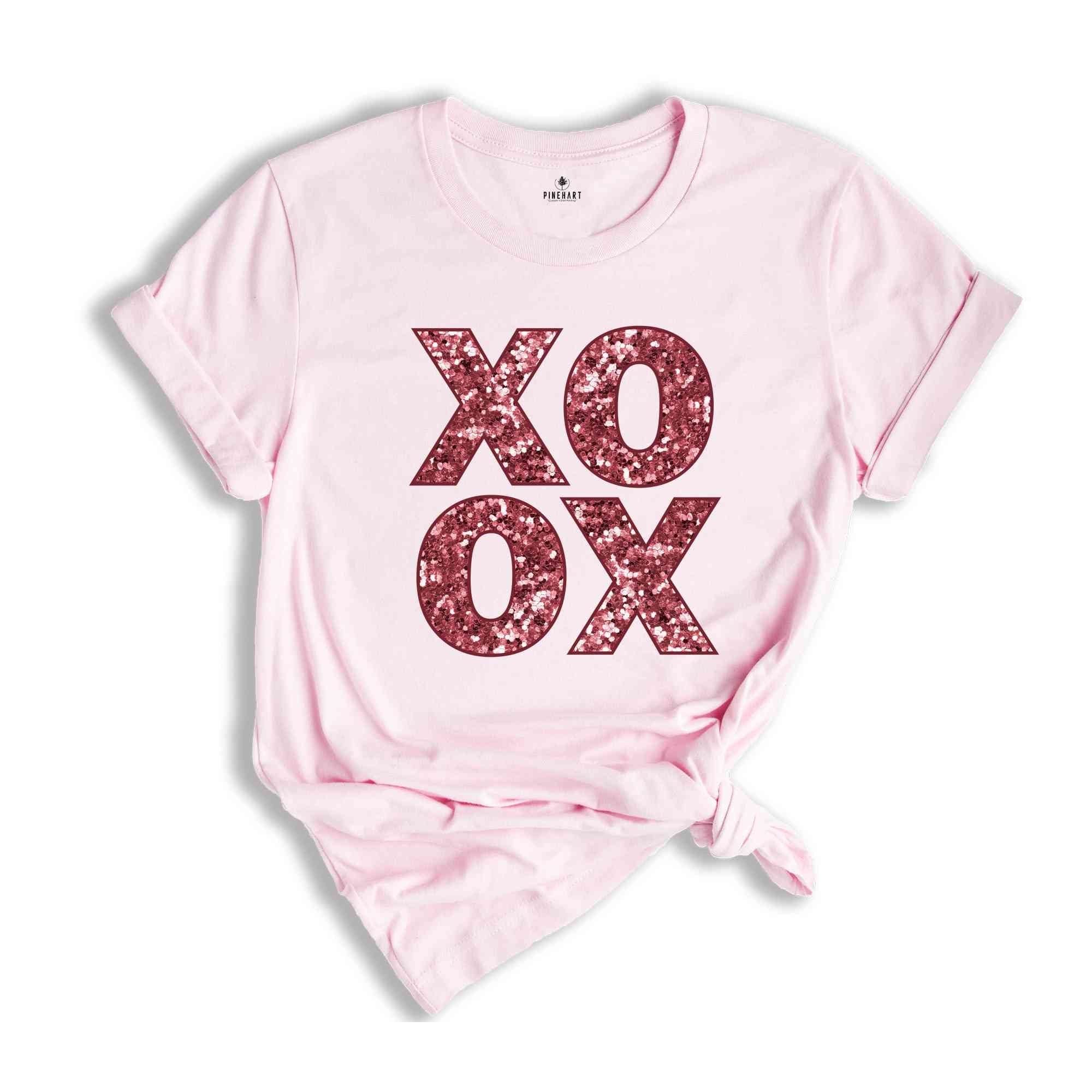 XOXO Shirt, Pink XOXO Shirt, Valentines Day Shirt, Cute Valentines Day Shirt, Valentines Day, Glitter Shirt