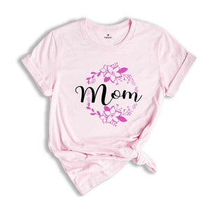 Mom Shirt, Mom Heart Shirt, Mothers Day Gift, Custom Shirt for Mothers, Mom T shirt, Mommy Tee, Mom Personalization Gift, New Mommy Gift