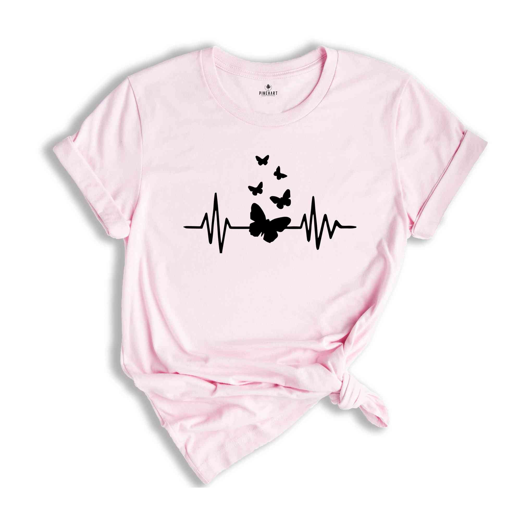 Butterfly Heart Shirt, Butterfly Shirt, Minimalist Shirts, Gift for Her, Animal Graphic Tee, mothers day Gift