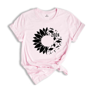 Senior 2024 Sunflower T-Shirt, Graduation 2024 Shirt, Graduation Gift, Class of Shirts 2024, Grad Of 2024 Tee, Last Day of School