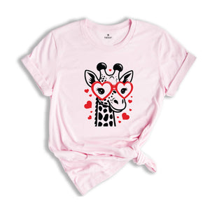 Valentine's Day Giraffe Shirt, Giraffe Shirt, Giraffe Valentine Shirt, Love Shirt, Cute Valentines Day Shirt, Valentines Day Shirt