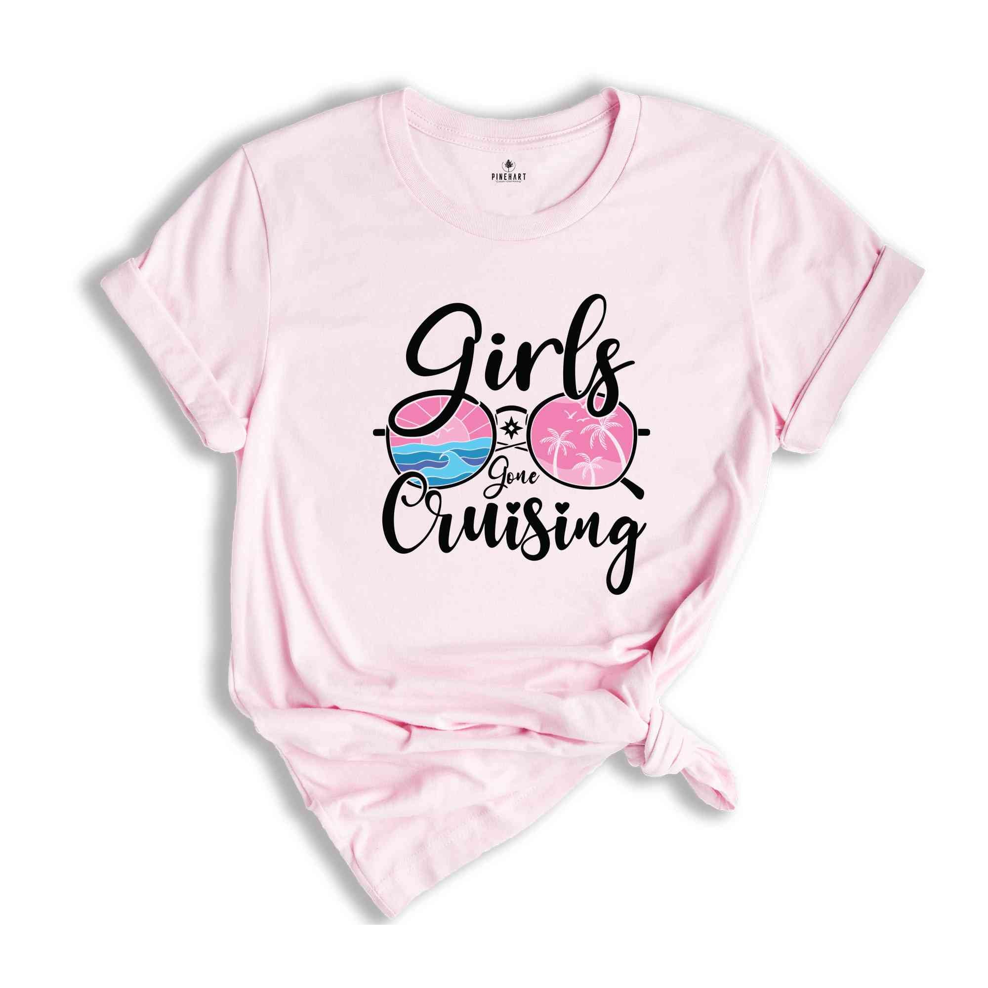 Girls Gone Cruising T-Shirt, Summer Holiday Shirt, Aesthetic Girls Weekend Shirt, Gift For Best Friend