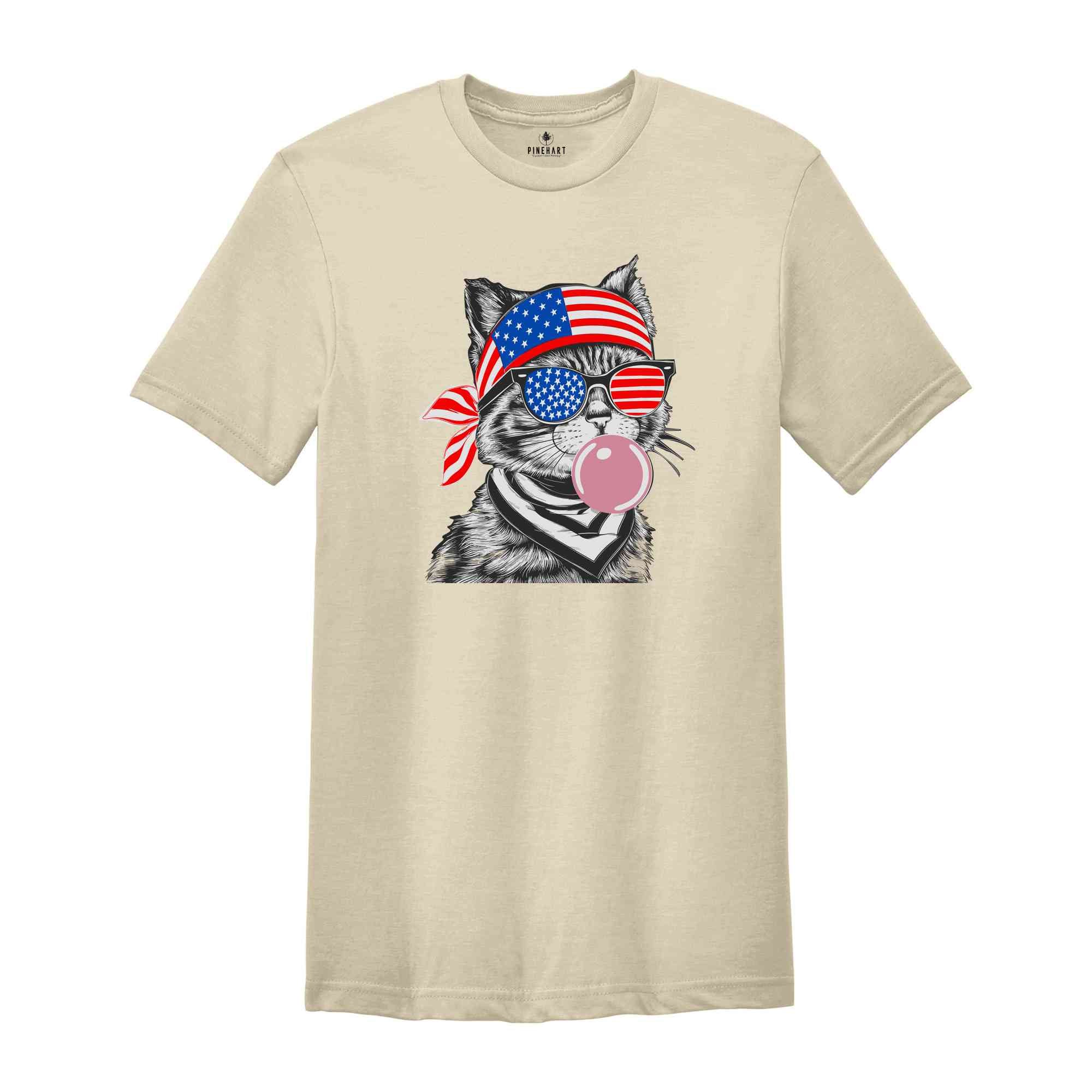 4th of July cat Shirt, Patriotic cat Shirt, Bubble Gum Cat Shirt, 4th of July Gift, Cat blowing Bubble Gum Shirt, Bubblegum Cat Tee