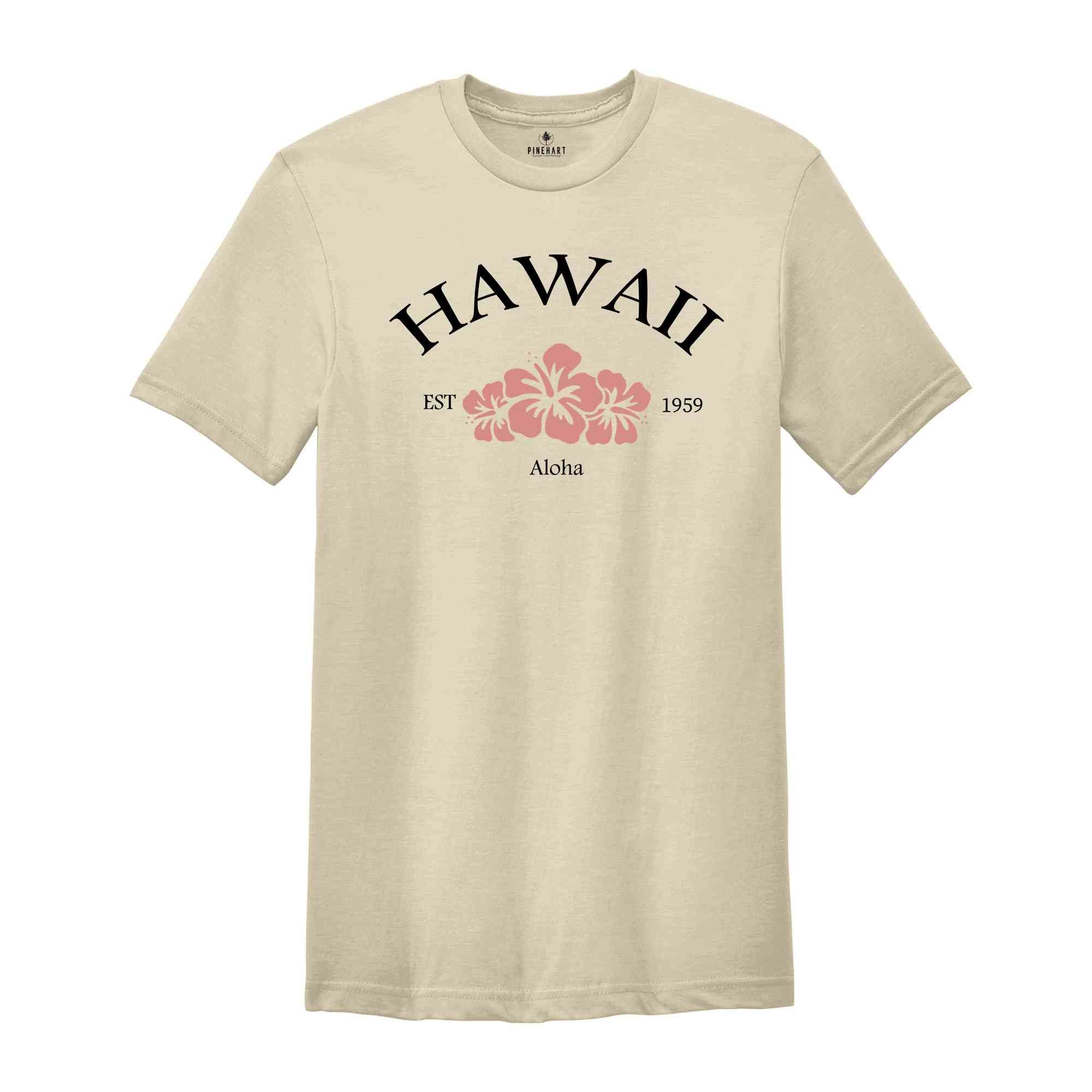 Hawaii Shirt, Summer Shirt, Flower Shirt, Trendy Summer Shirt, Flower Shirt, Beach Shirt, Hibiscus Shirt, Summer Mom Shirt