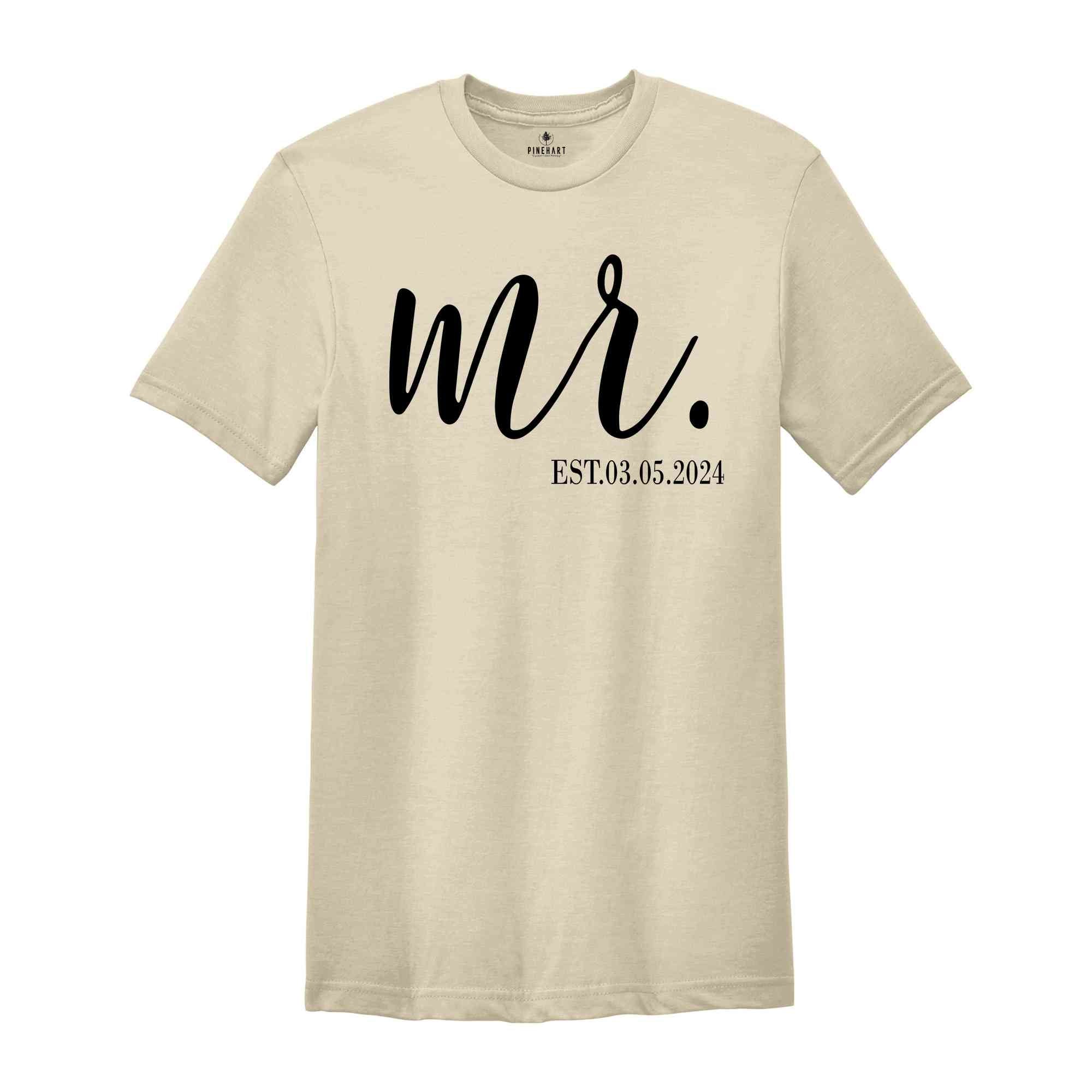 Custom Mr and Mrs Shirt, Custom Couples Shirt, Honeymoon Shirt, Custom Wife Shirt, Wedding Party Shirt, Engagement Shirt, Cute Couple Shirt