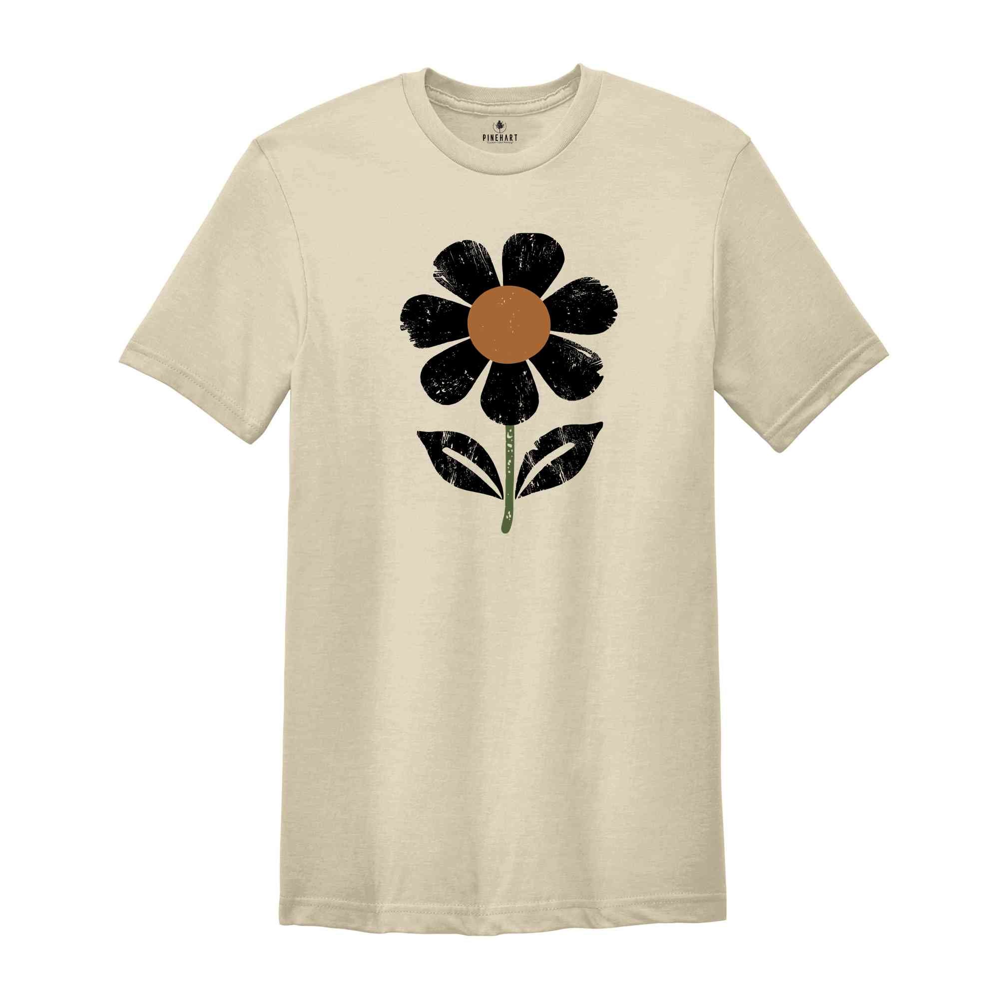 Cute Flower Shirt, Botanical Shirt, wildflower shirt, Plant Shirt, Retro Floral Shirt, Garden Shirt, Trendy Mom Shirt