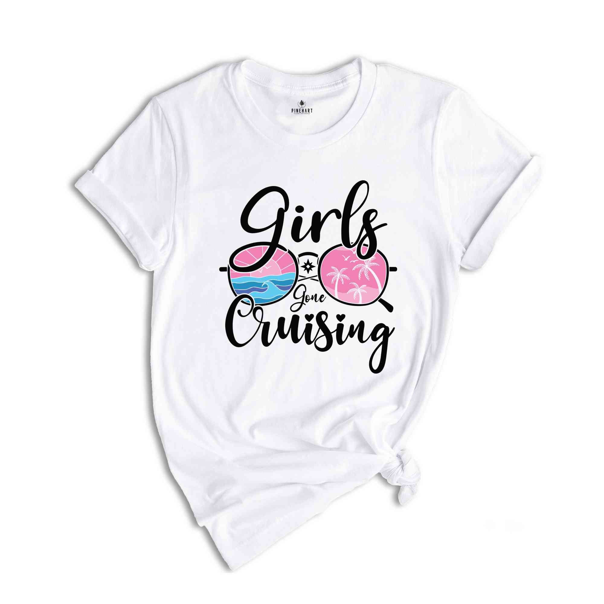 Girls Gone Cruising T-Shirt, Summer Holiday Shirt, Aesthetic Girls Weekend Shirt, Gift For Best Friend