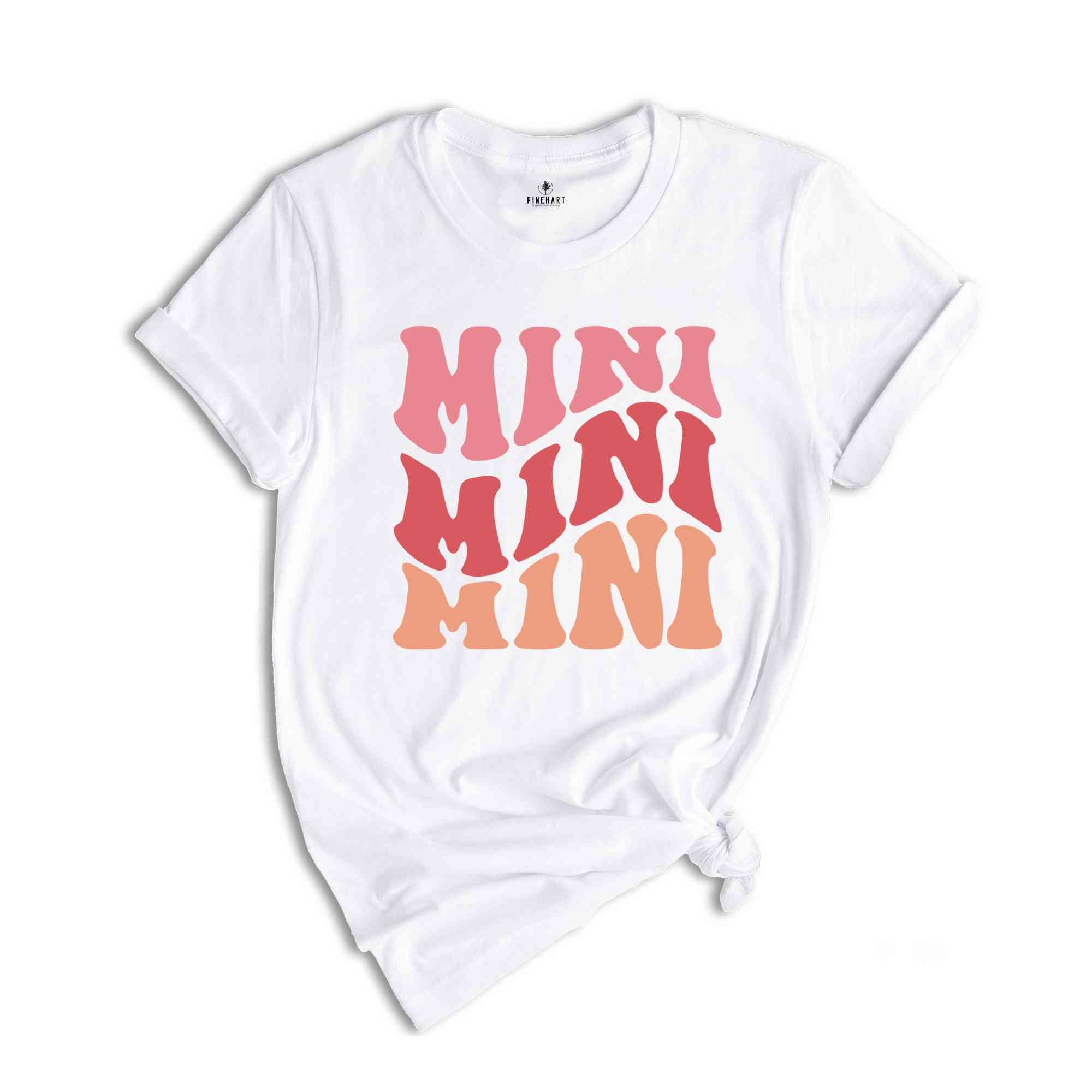 Mama Mini Shirt, Mother’s Day Shirt, Mom Shirt, Mom Girl Shirt, Mom and Daughter Matching Shirt, New Mom Gift Shirt